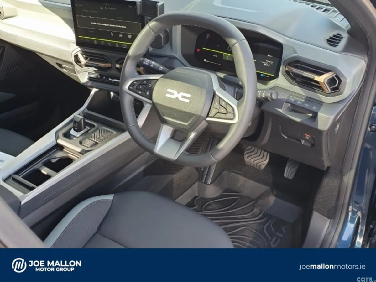 Dacia Bigster SUV, Petrol Hybrid, 2026, Blue