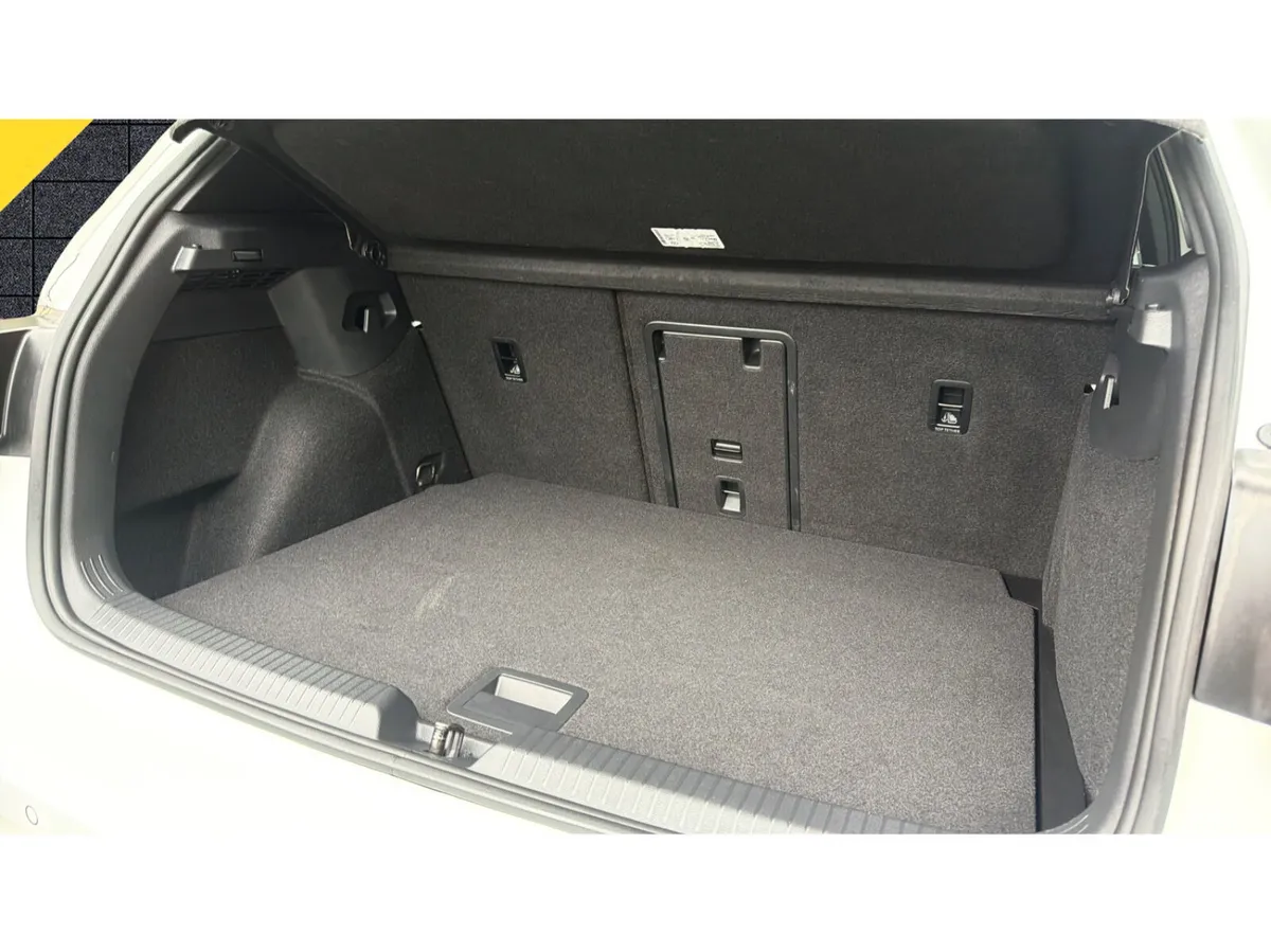 Volkswagen Golf Hatchback, Petrol, 2023, White