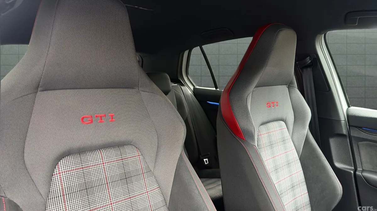 Volkswagen Golf Hatchback, Petrol, 2023, White