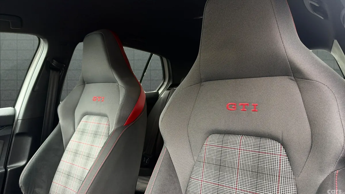 Volkswagen Golf Hatchback, Petrol, 2023, White