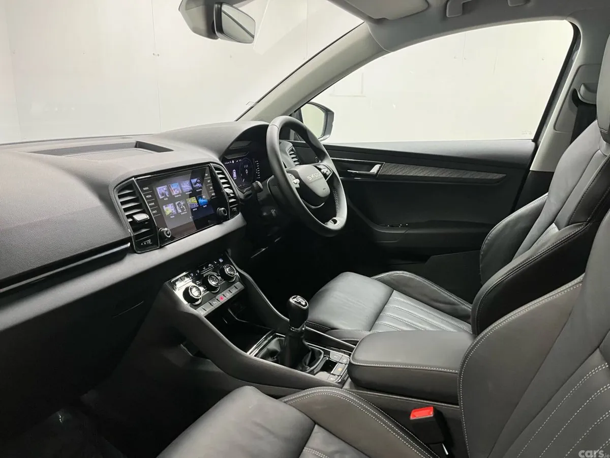 Skoda Karoq SUV, Diesel, 2026, Grey