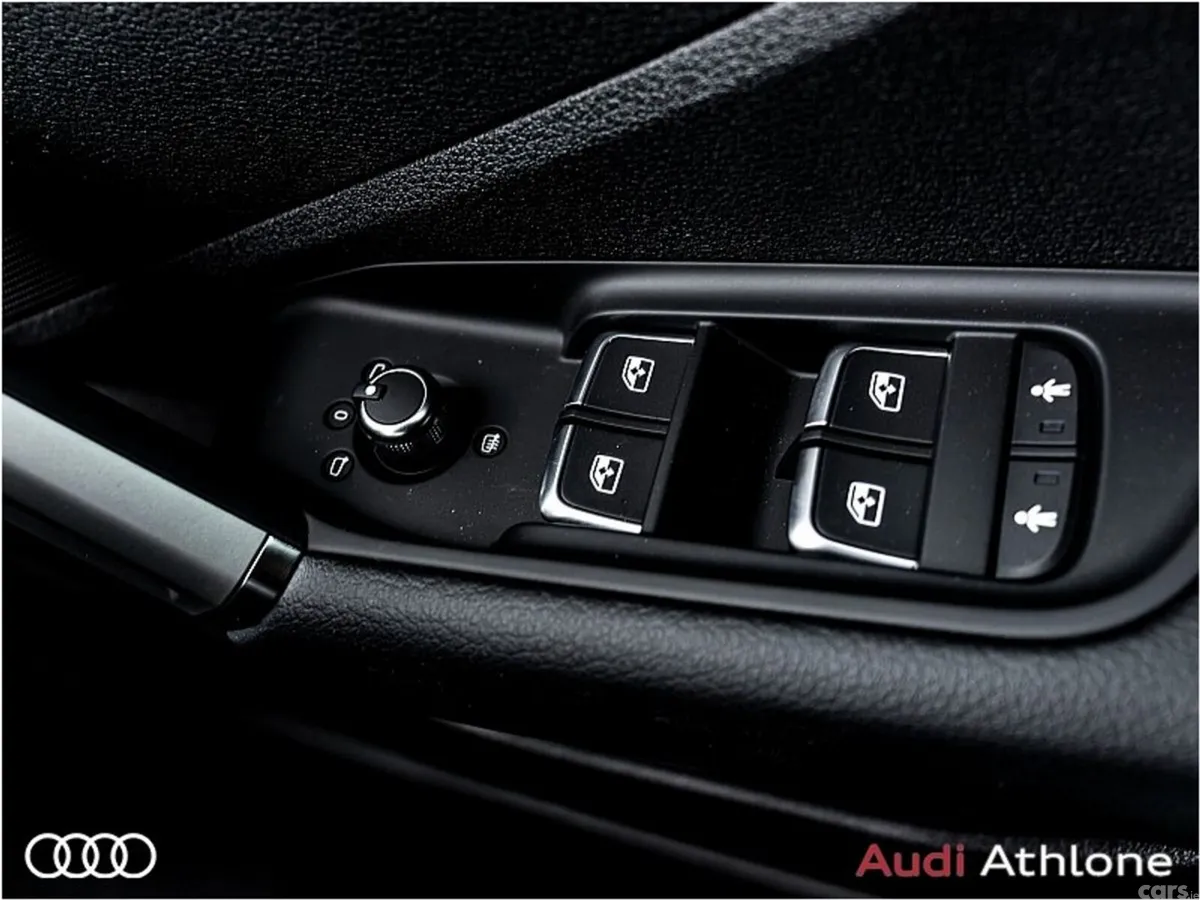 Audi Q2 MPV, Diesel, 2022, Blue