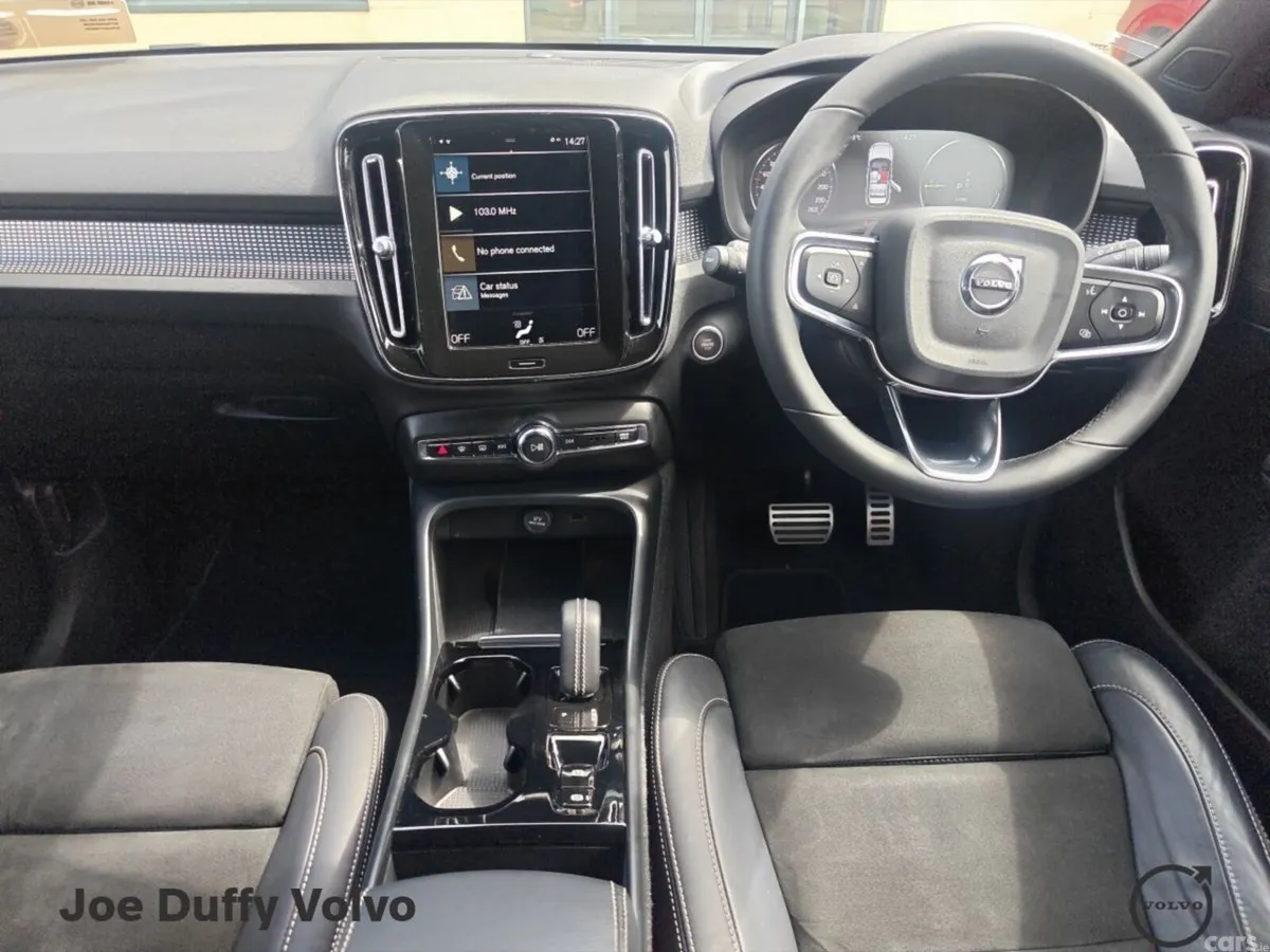 Volvo XC40 Estate, Petrol Plug-in Hybrid, 2022, Red