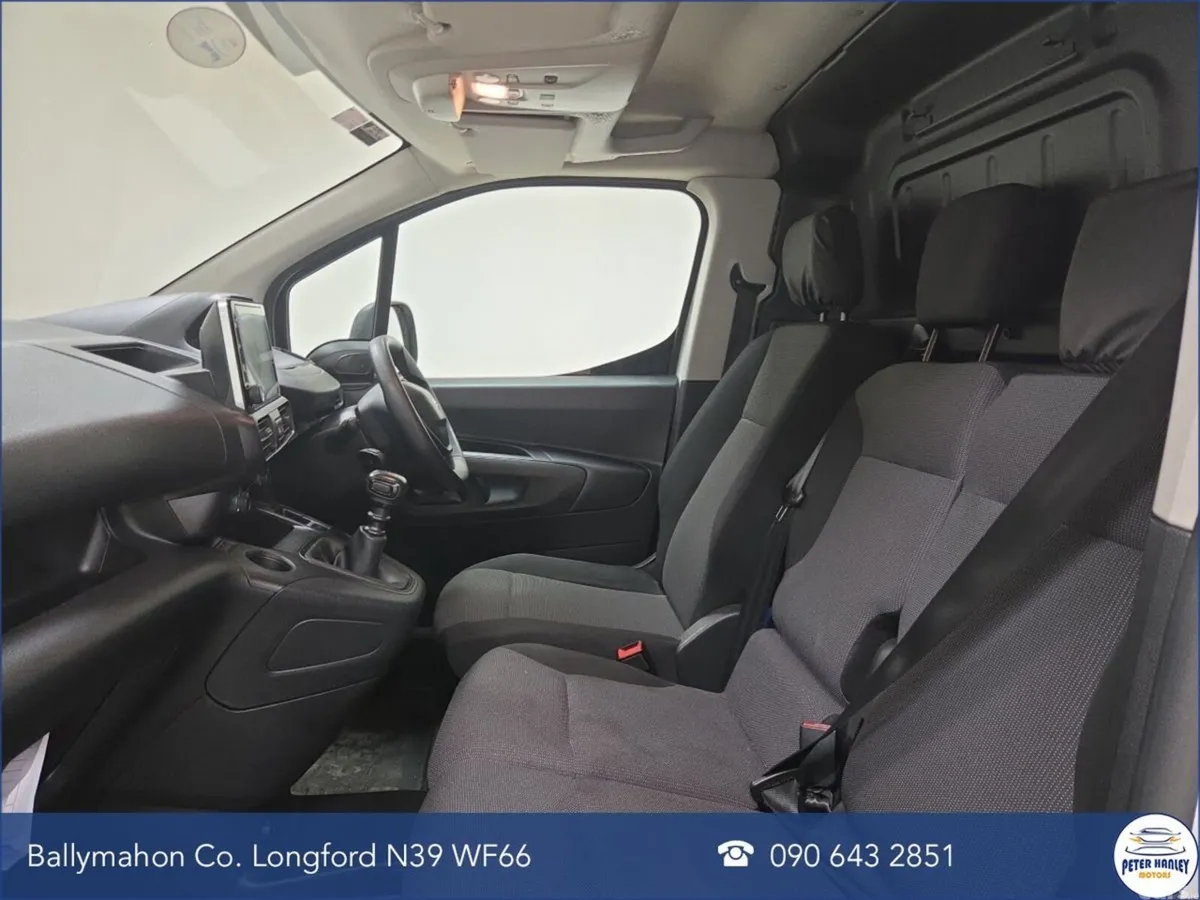 Peugeot Partner MPV, Diesel, 2023, White