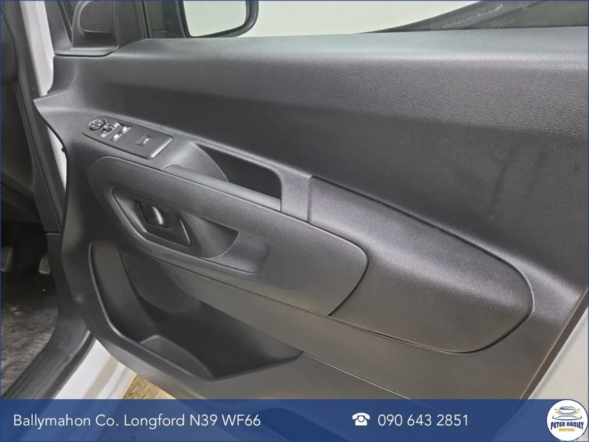 Peugeot Partner MPV, Diesel, 2023, White