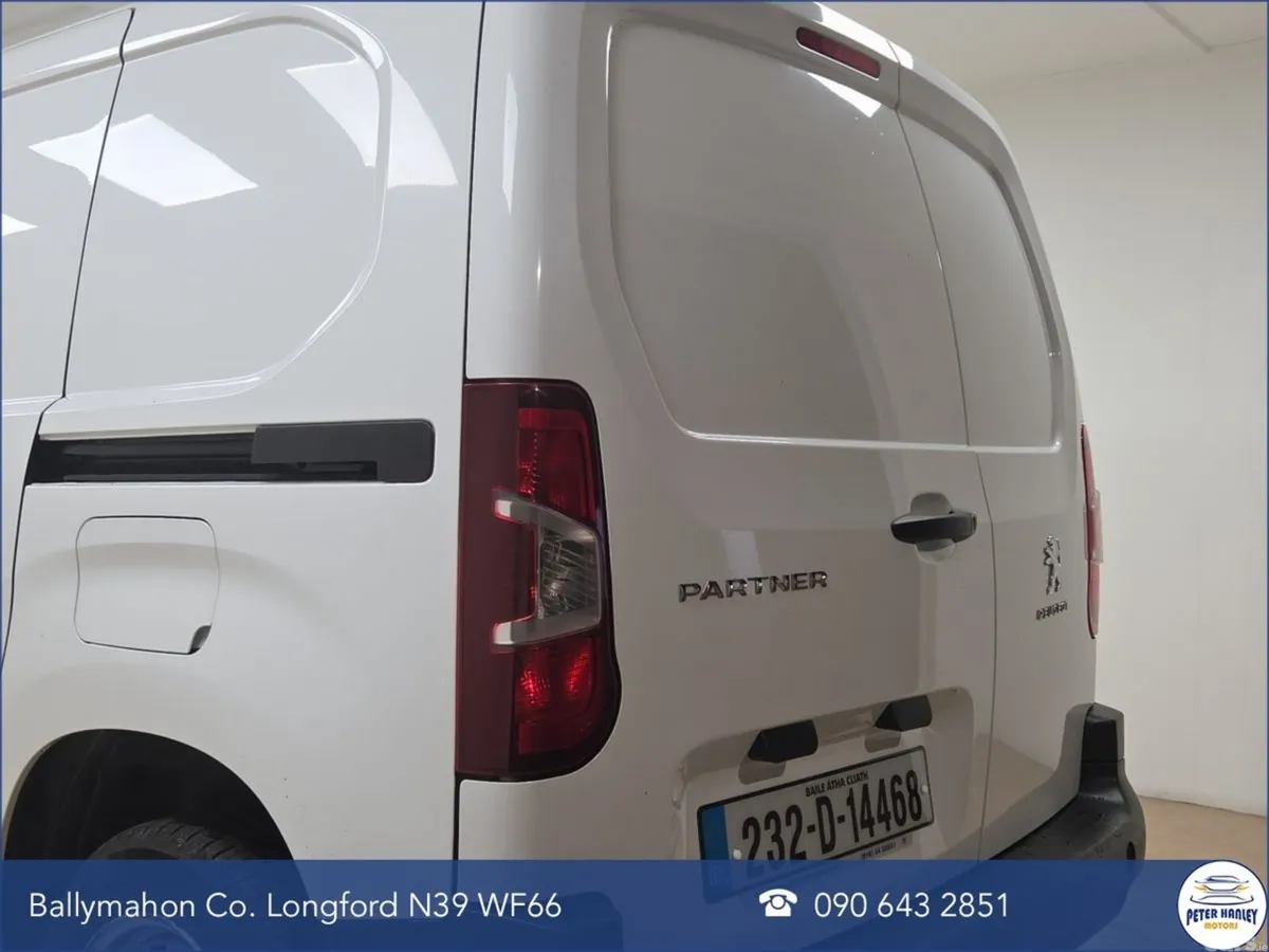 Peugeot Partner MPV, Diesel, 2023, White