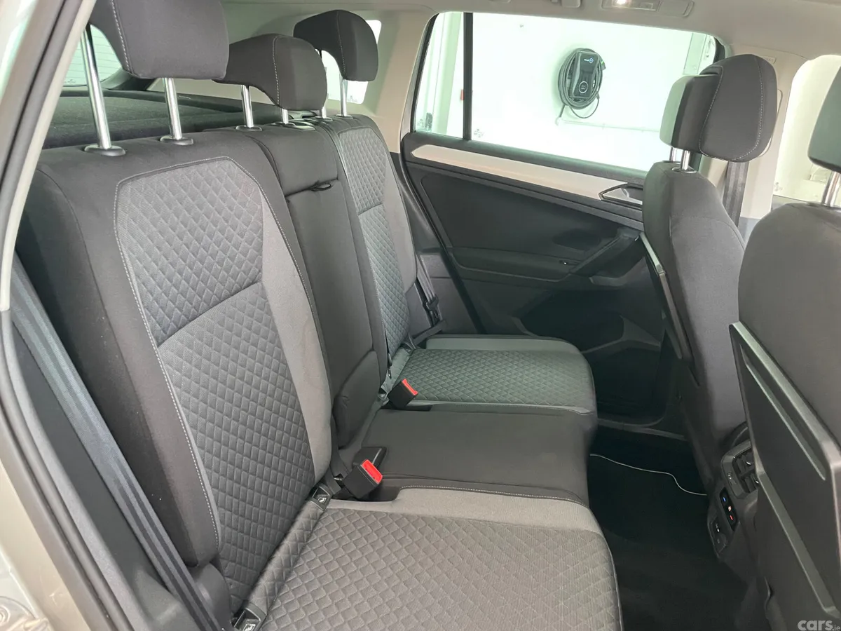 Volkswagen Tiguan SUV, Diesel, 2018, Grey