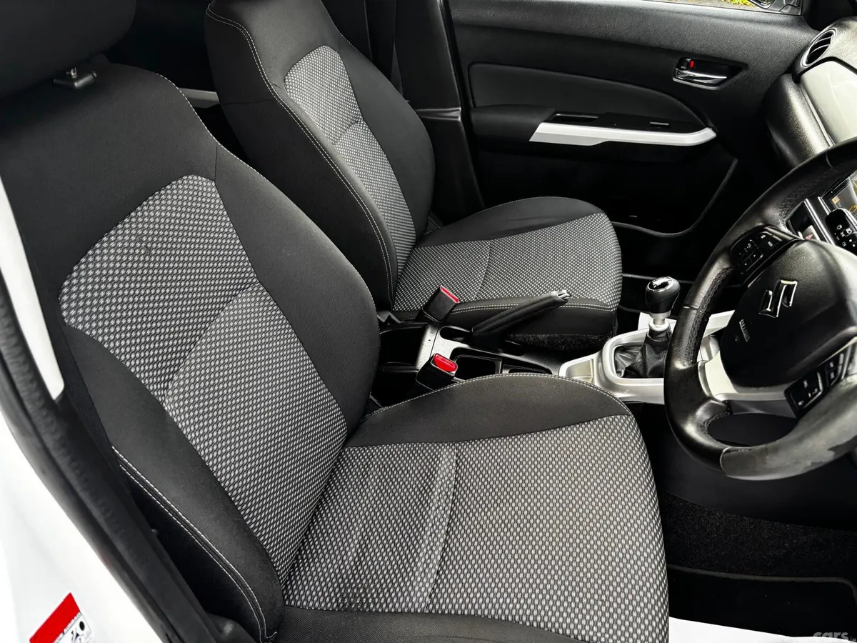 Suzuki Vitara SUV, Diesel, 2017, White