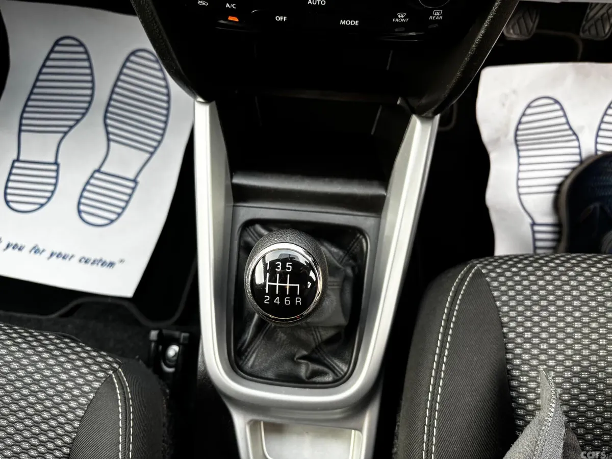 Suzuki Vitara SUV, Diesel, 2017, White