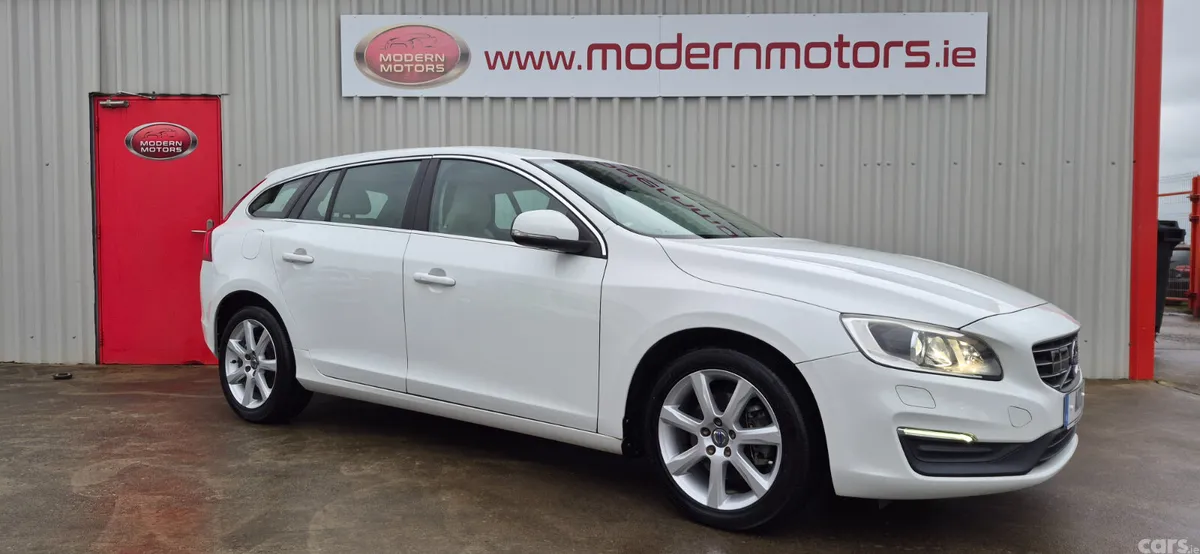 Volvo V60 Estate, Diesel, 2017, White