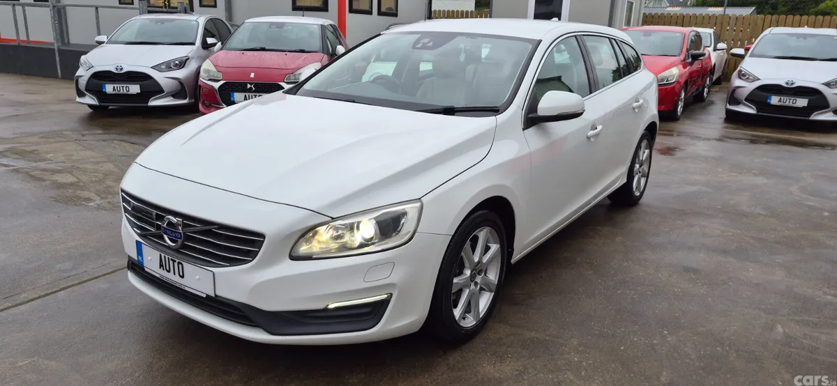 Volvo V60 Estate, Diesel, 2017, White