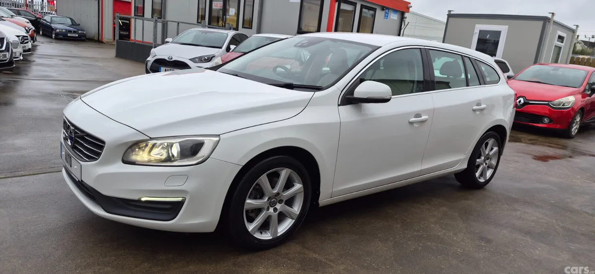 Volvo V60 Estate, Diesel, 2017, White