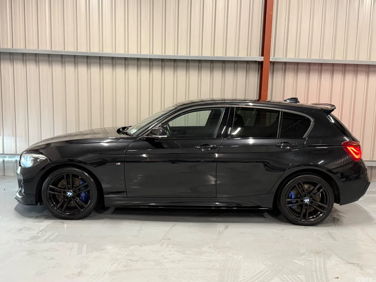 BMW 1-Series Hatchback, Diesel, 2019, Black