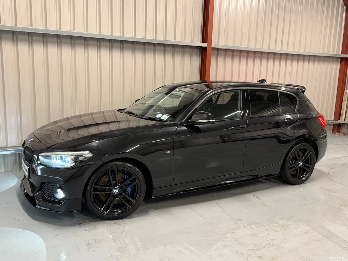 BMW 1-Series Hatchback, Diesel, 2019, Black