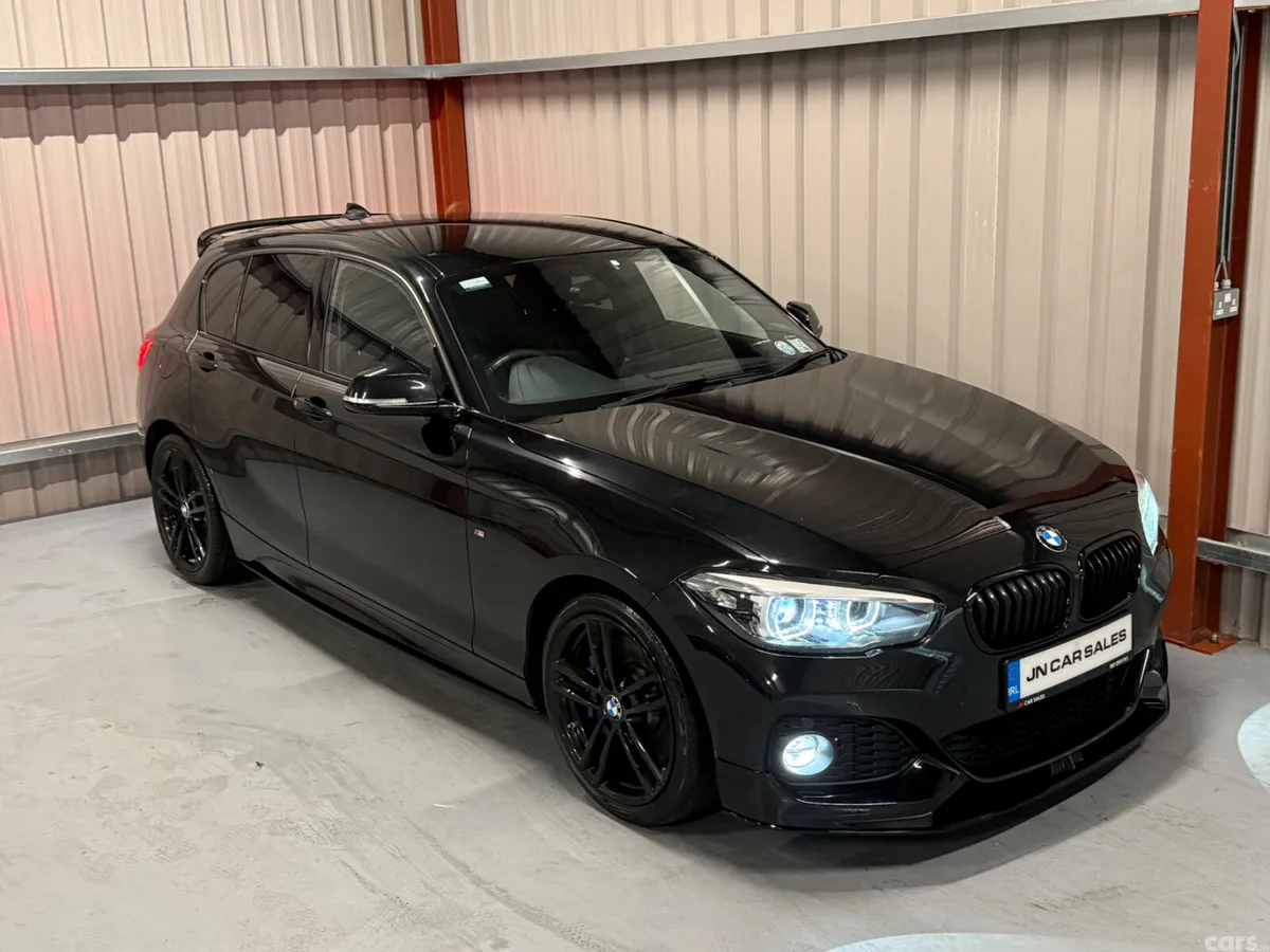 BMW 1-Series Hatchback, Diesel, 2019, Black