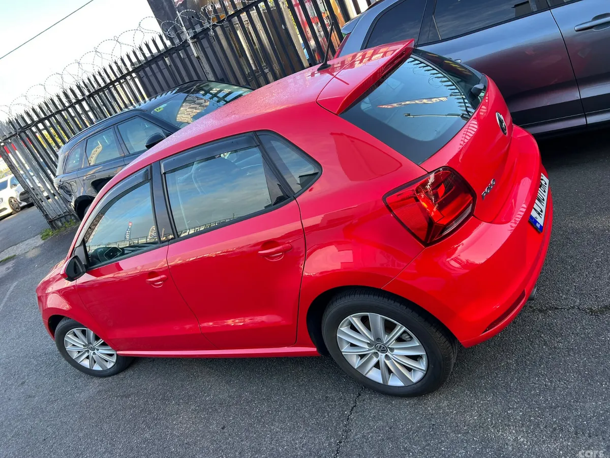 Volkswagen Polo Hatchback, Petrol, 2015, Red