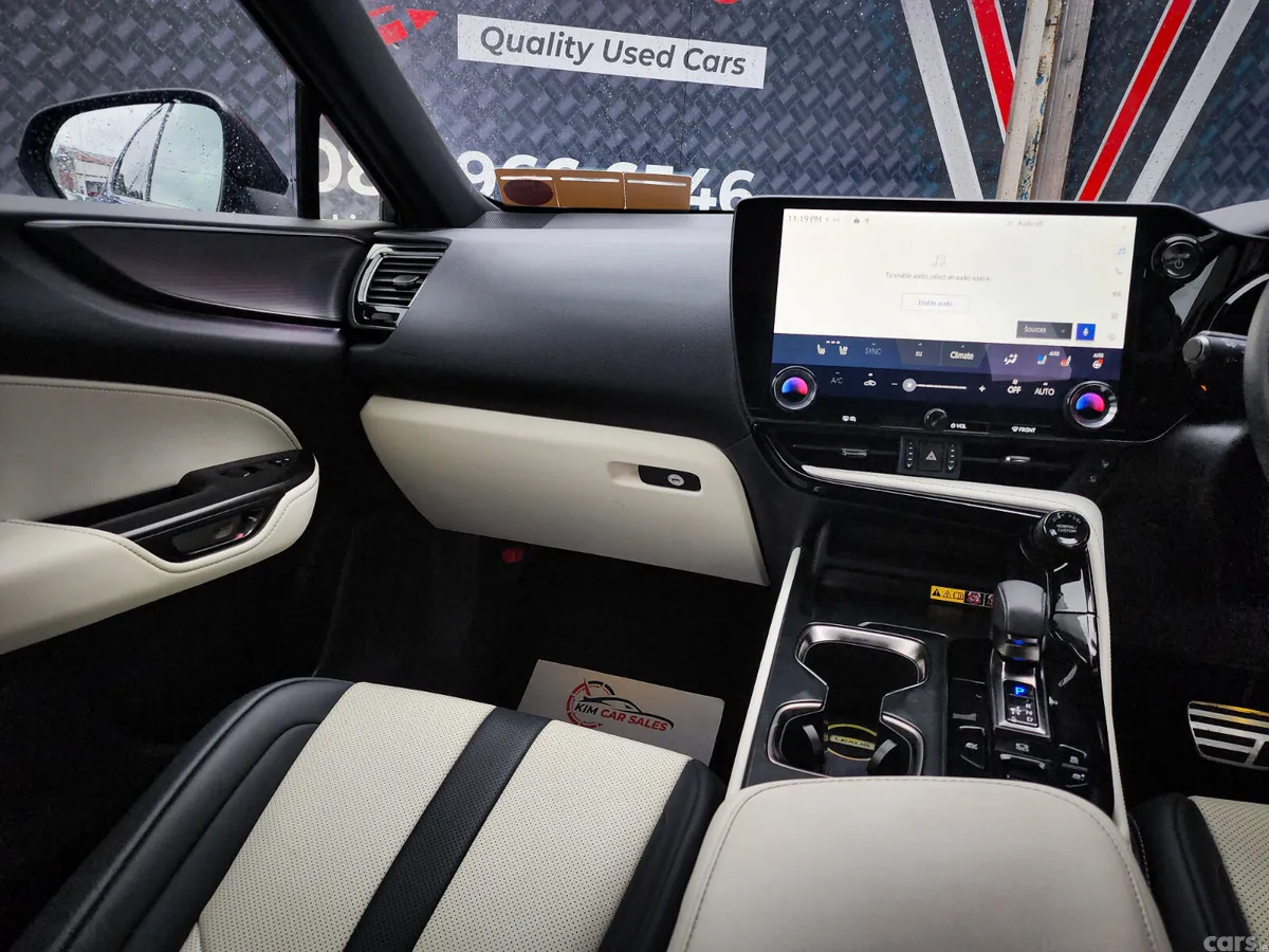 Lexus NX SUV, Petrol Hybrid, 2025, Blue