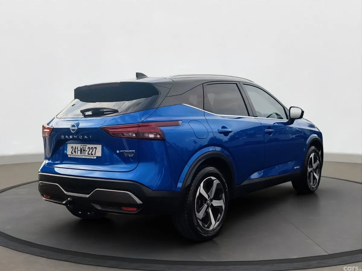 Nissan Qashqai MPV, Petrol Hybrid, 2024, Blue