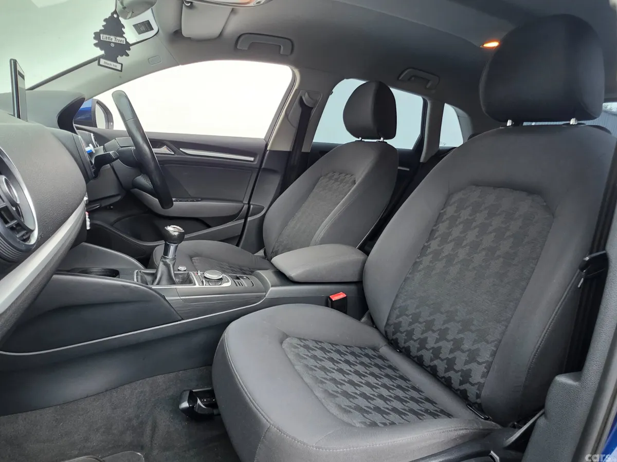 Audi A3 Hatchback, Diesel, 2015, Blue