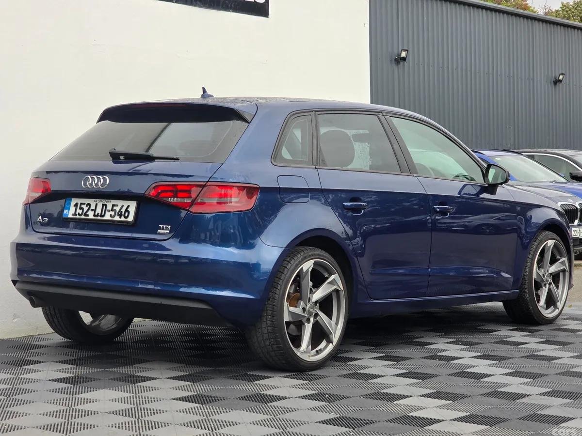 Audi A3 Hatchback, Diesel, 2015, Blue