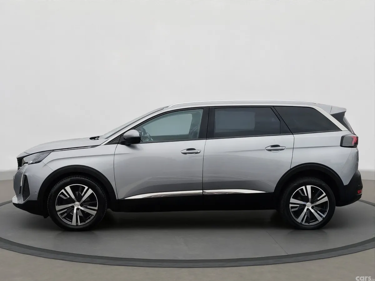 Peugeot 5008 MPV, Diesel, 2021, Grey