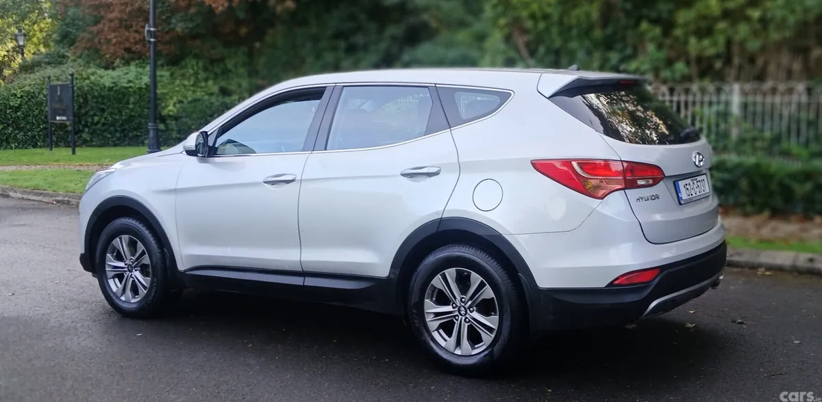 Hyundai Santa Fe SUV, Diesel, 2015, Silver