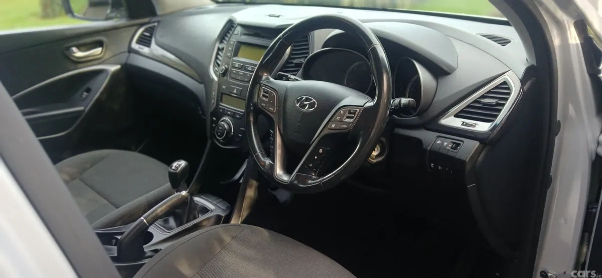 Hyundai Santa Fe SUV, Diesel, 2015, Silver