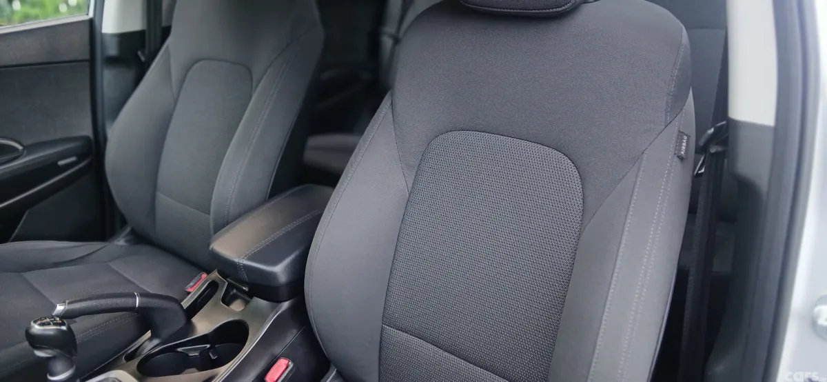 Hyundai Santa Fe SUV, Diesel, 2015, Silver