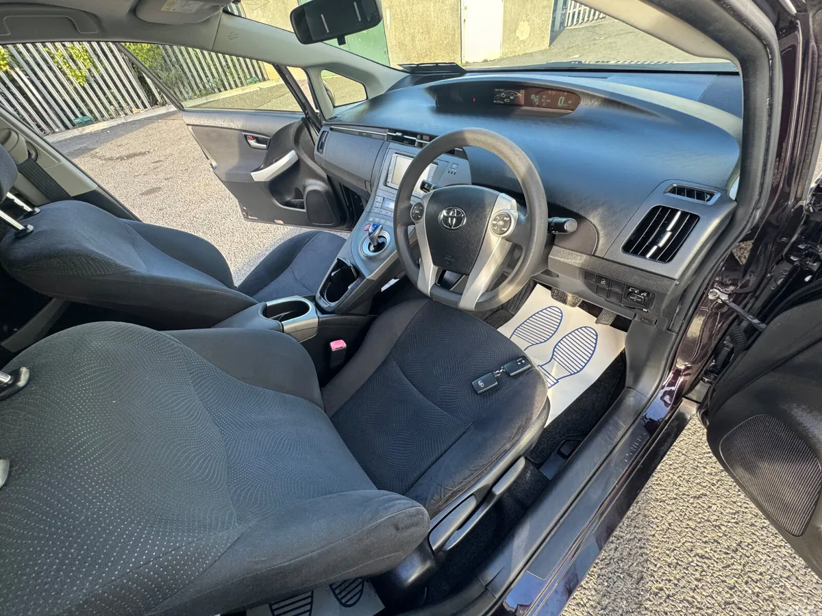 Toyota Prius Hatchback, Petrol Hybrid, 2013, Brown