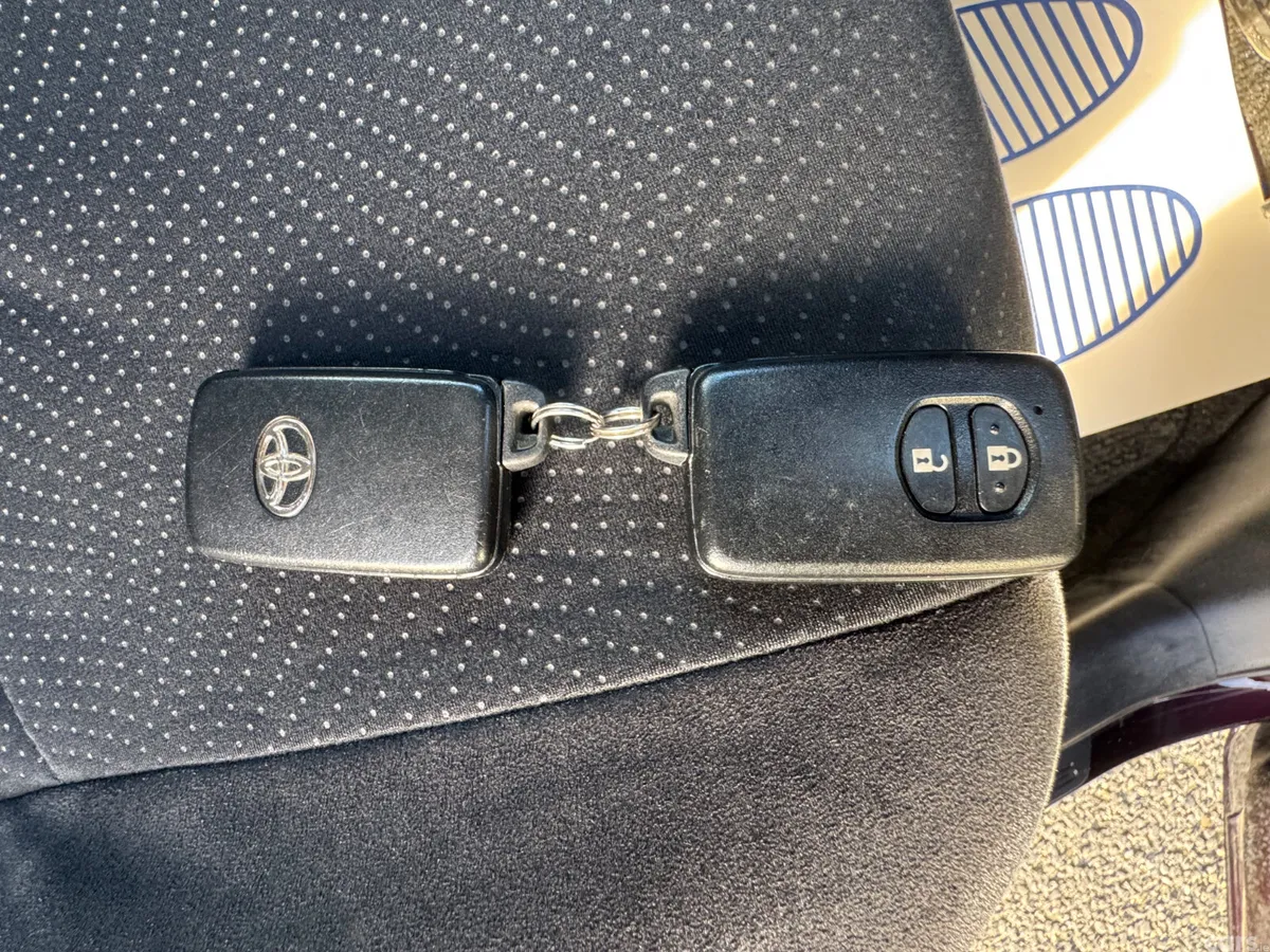 Toyota Prius Hatchback, Petrol Hybrid, 2013, Brown