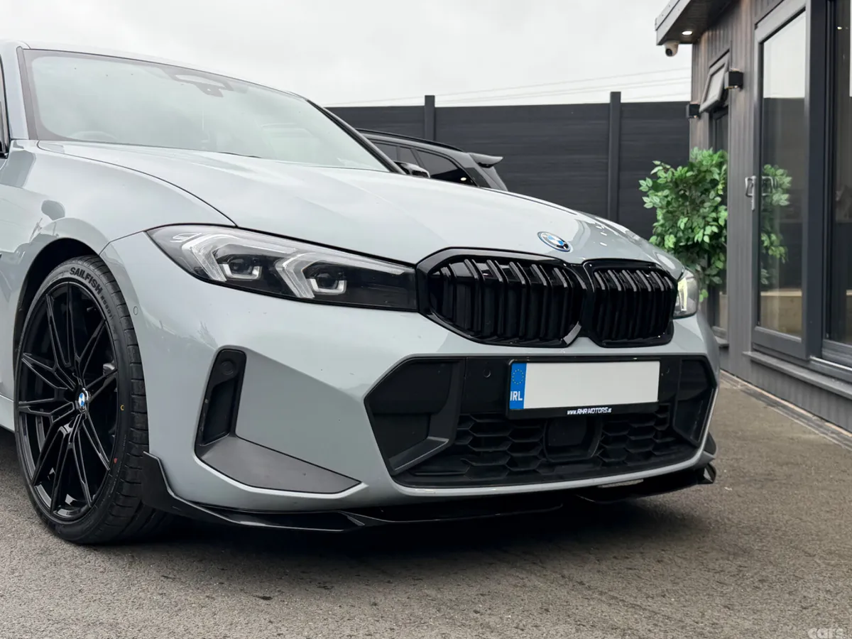 BMW 3-Series Saloon, Petrol Hybrid, 2023, Grey