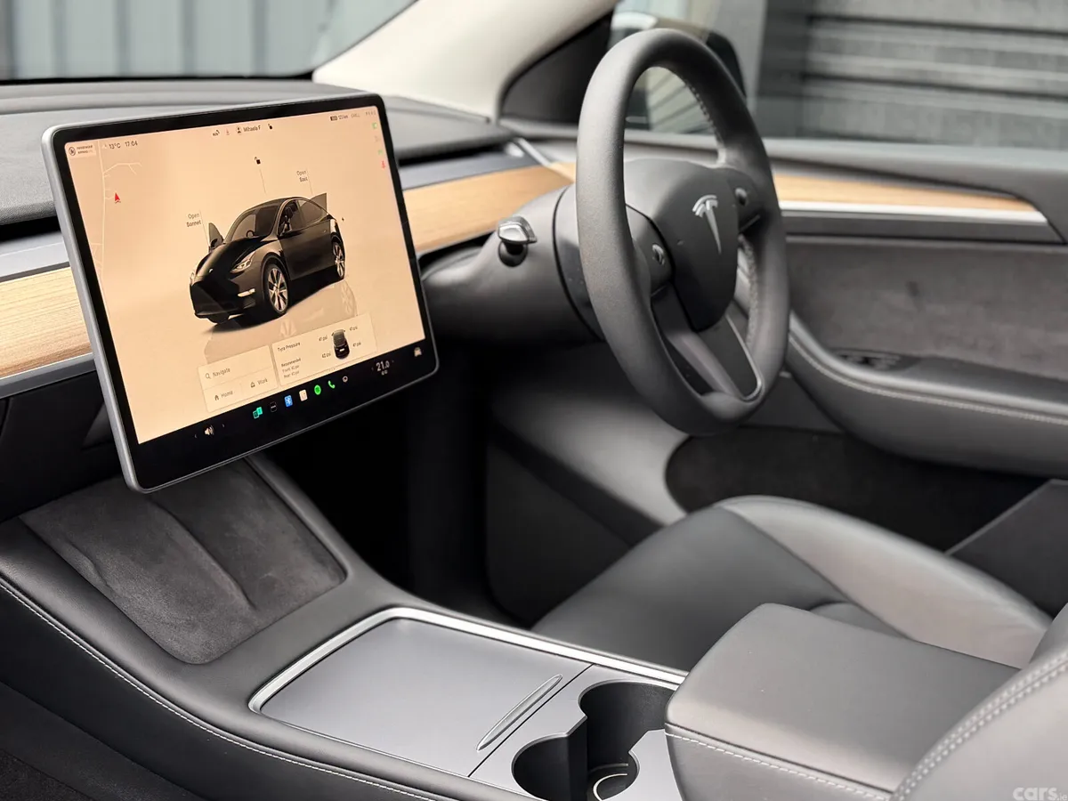 Tesla Model Y SUV, Electric, 2022, Black