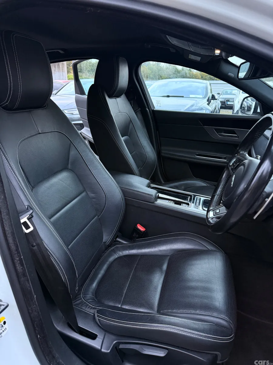 Jaguar XF Saloon, Diesel, 2018, White
