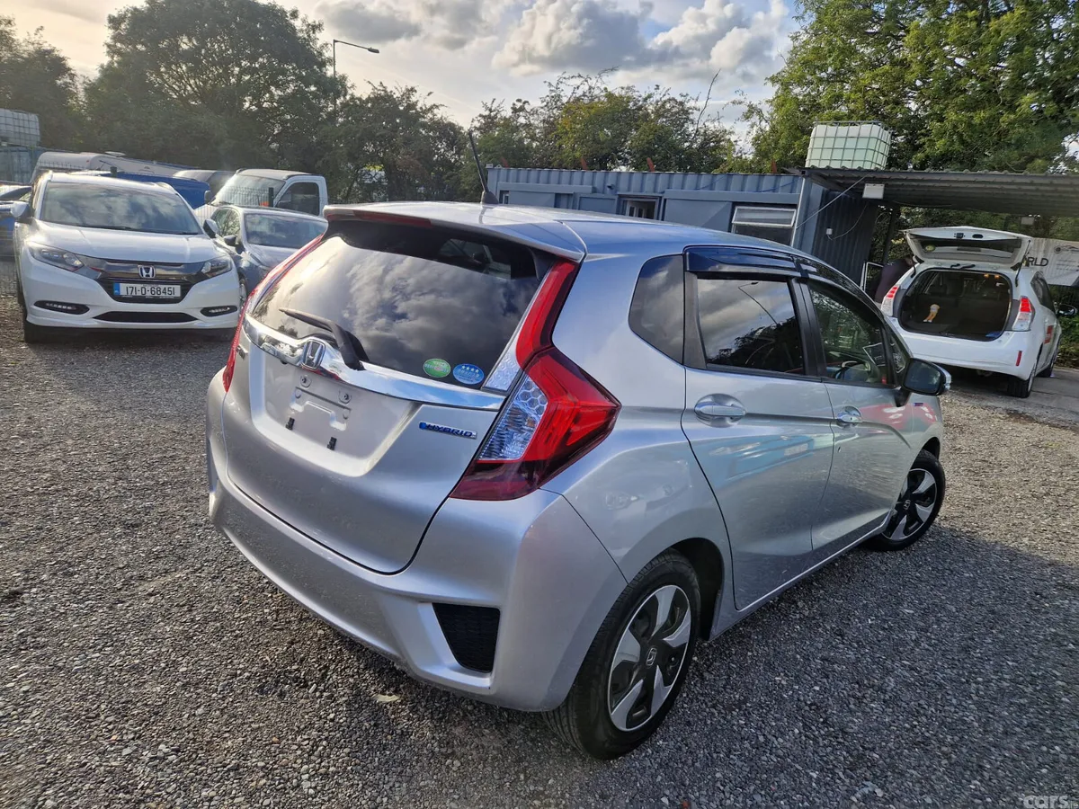Honda Fit Hatchback, Petrol Hybrid, 2017, Silver