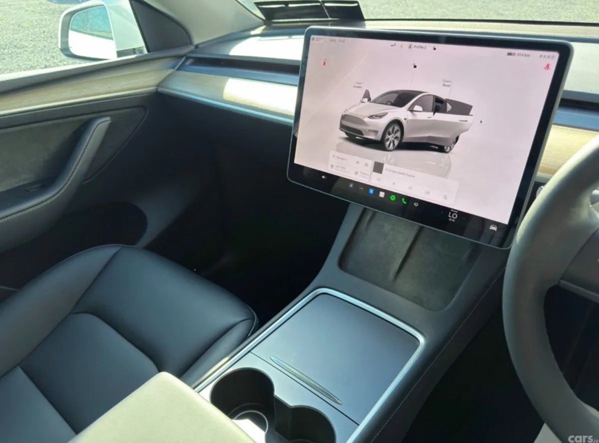Tesla Model Y SUV, Electric, 2022, White