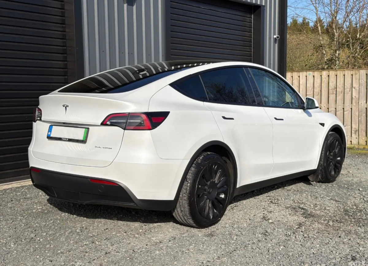 Tesla Model Y SUV, Electric, 2022, White
