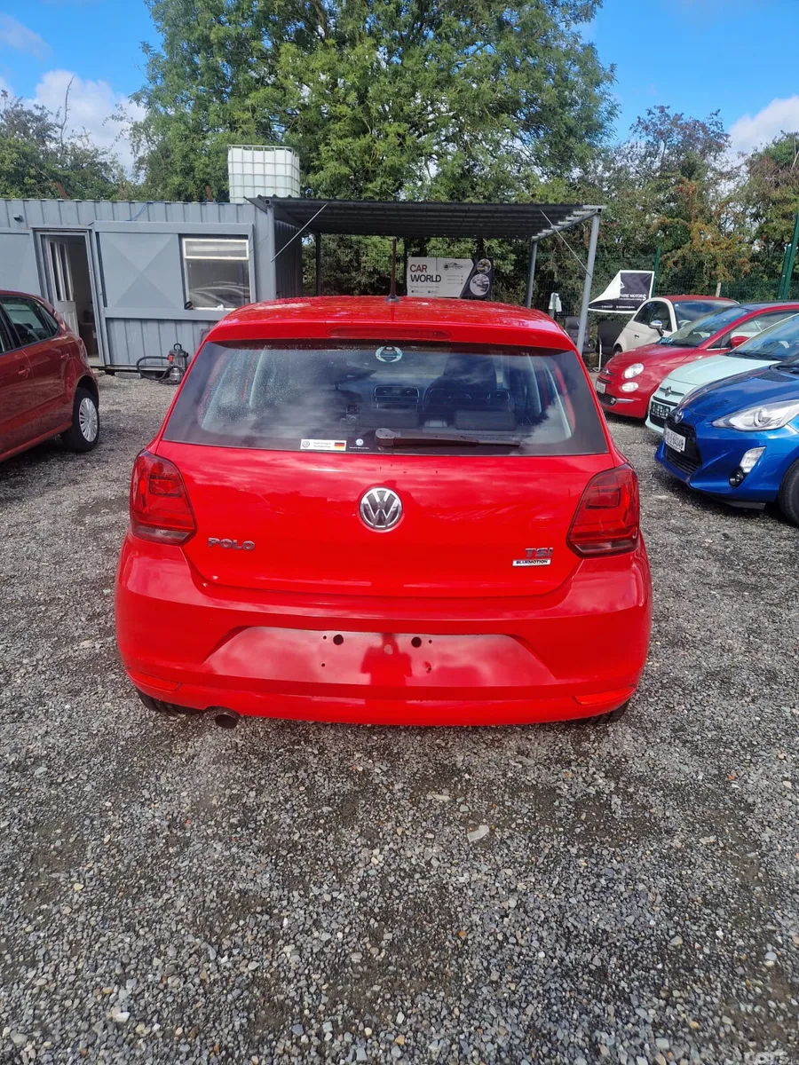 Volkswagen Polo Hatchback, Petrol, 2015, Red