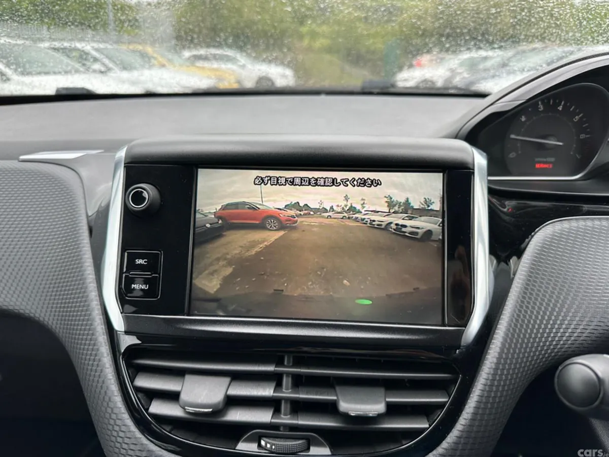 Peugeot 2008 Hatchback, Petrol, 2016, Black