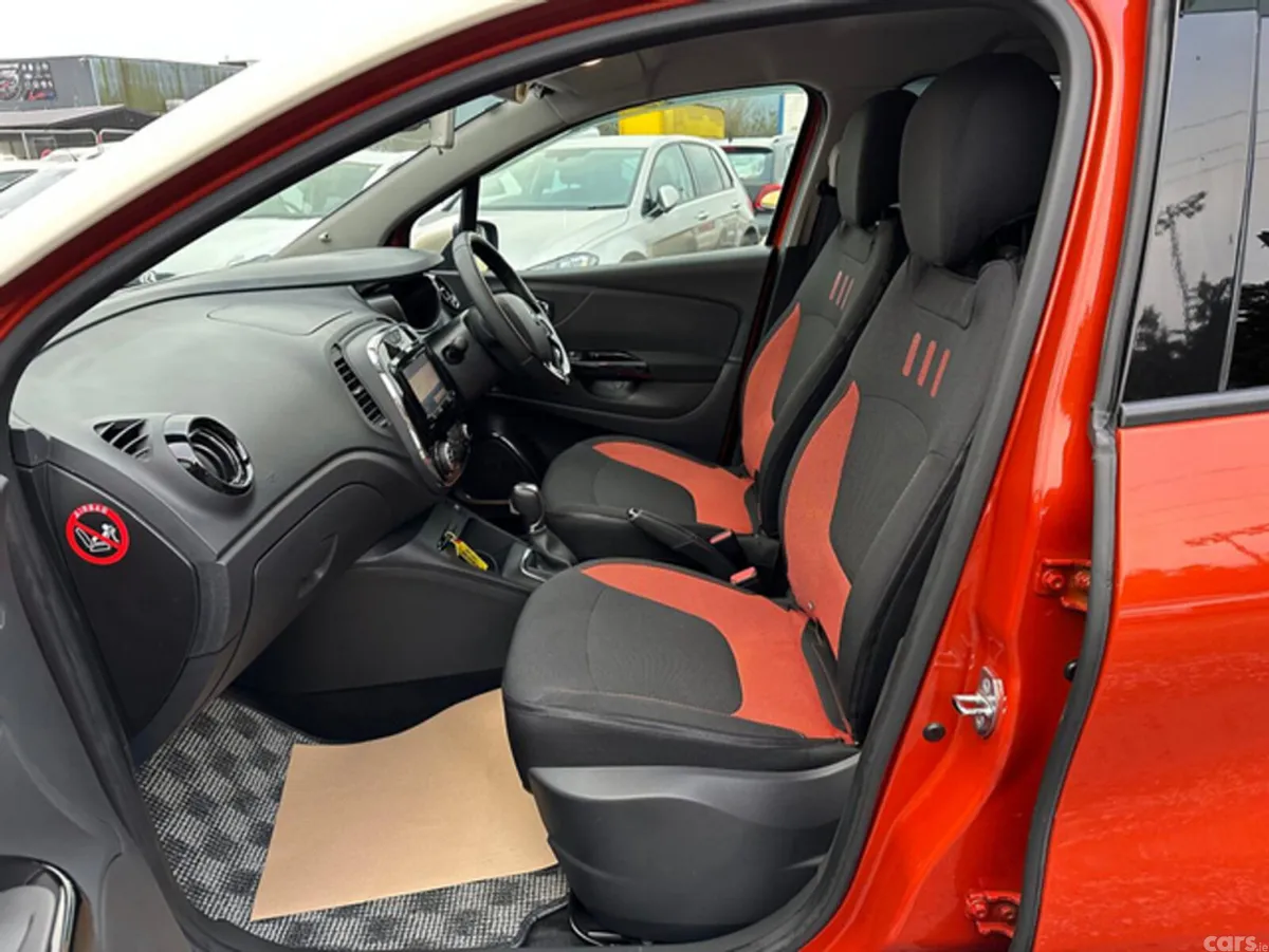 Renault Captur SUV, Petrol, 2016, Orange