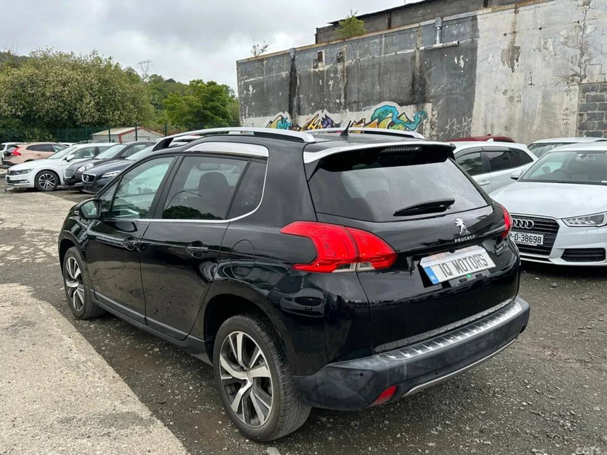 Peugeot 2008 Hatchback, Petrol, 2016, Black