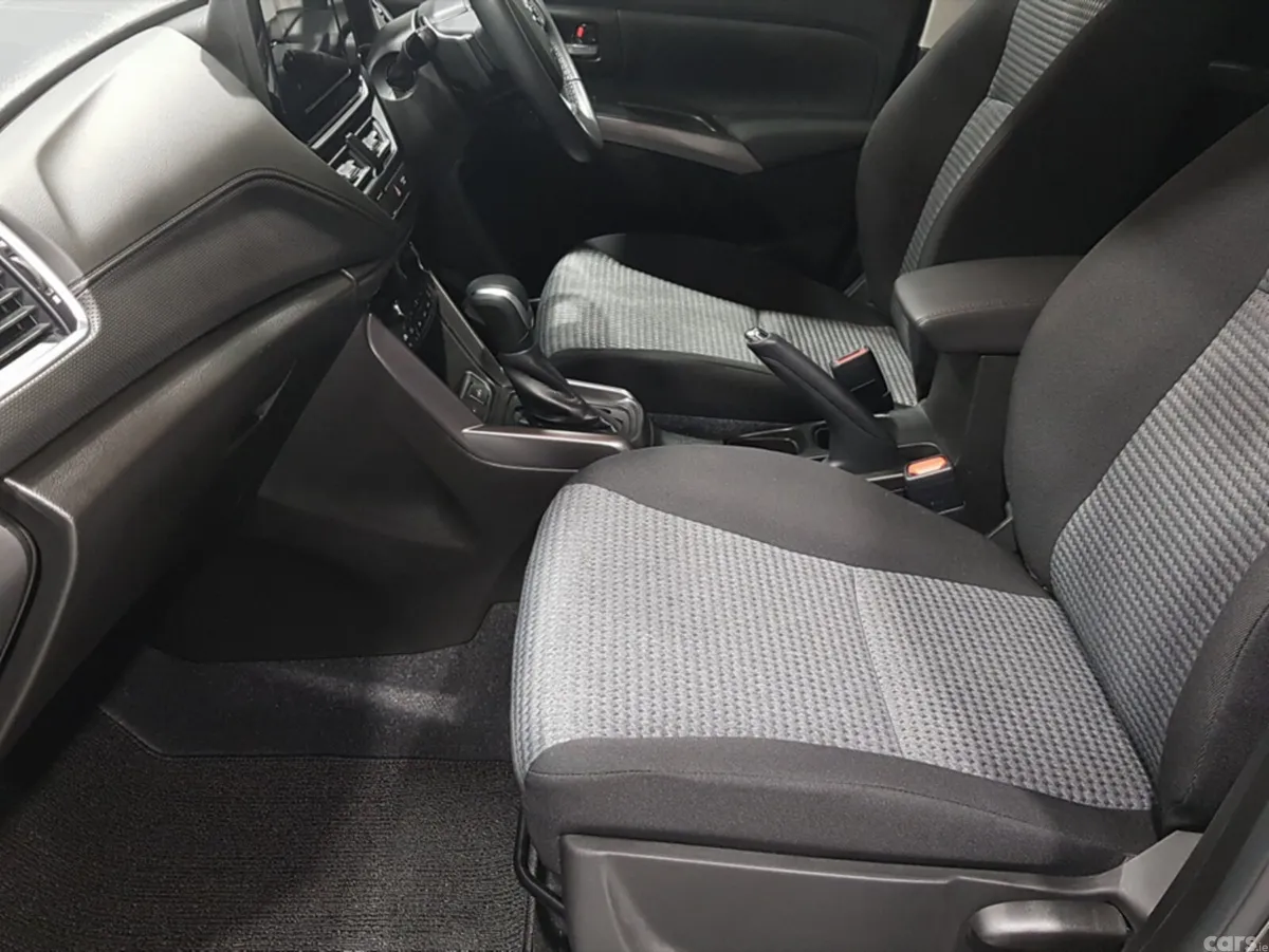 Suzuki SX4 Hatchback, Petrol, 2024, Grey