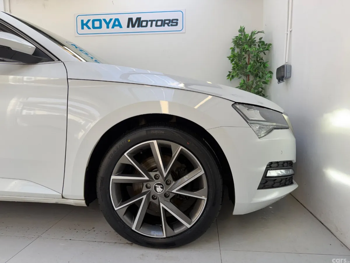 Skoda Superb Estate, Diesel, 2022, White