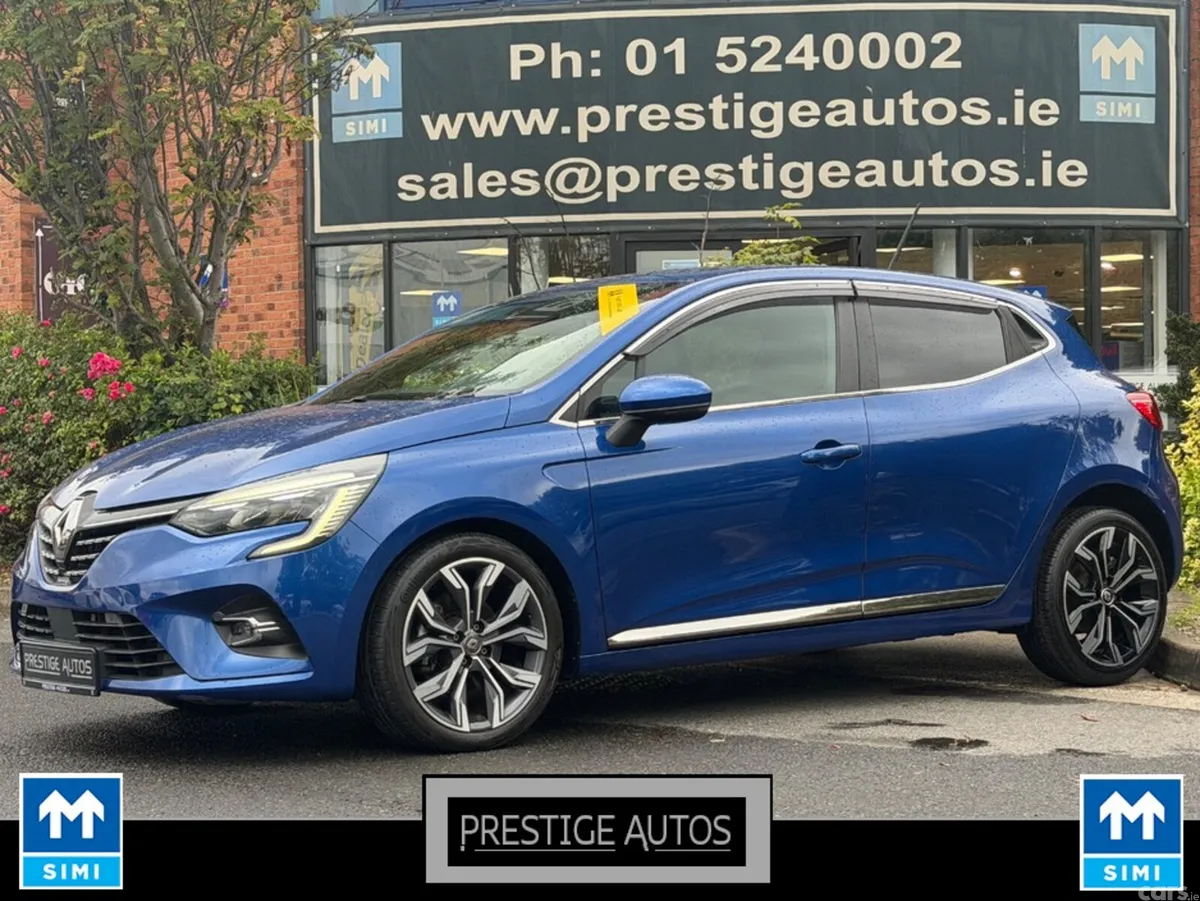Renault Clio Hatchback, Petrol, 2022, Blue