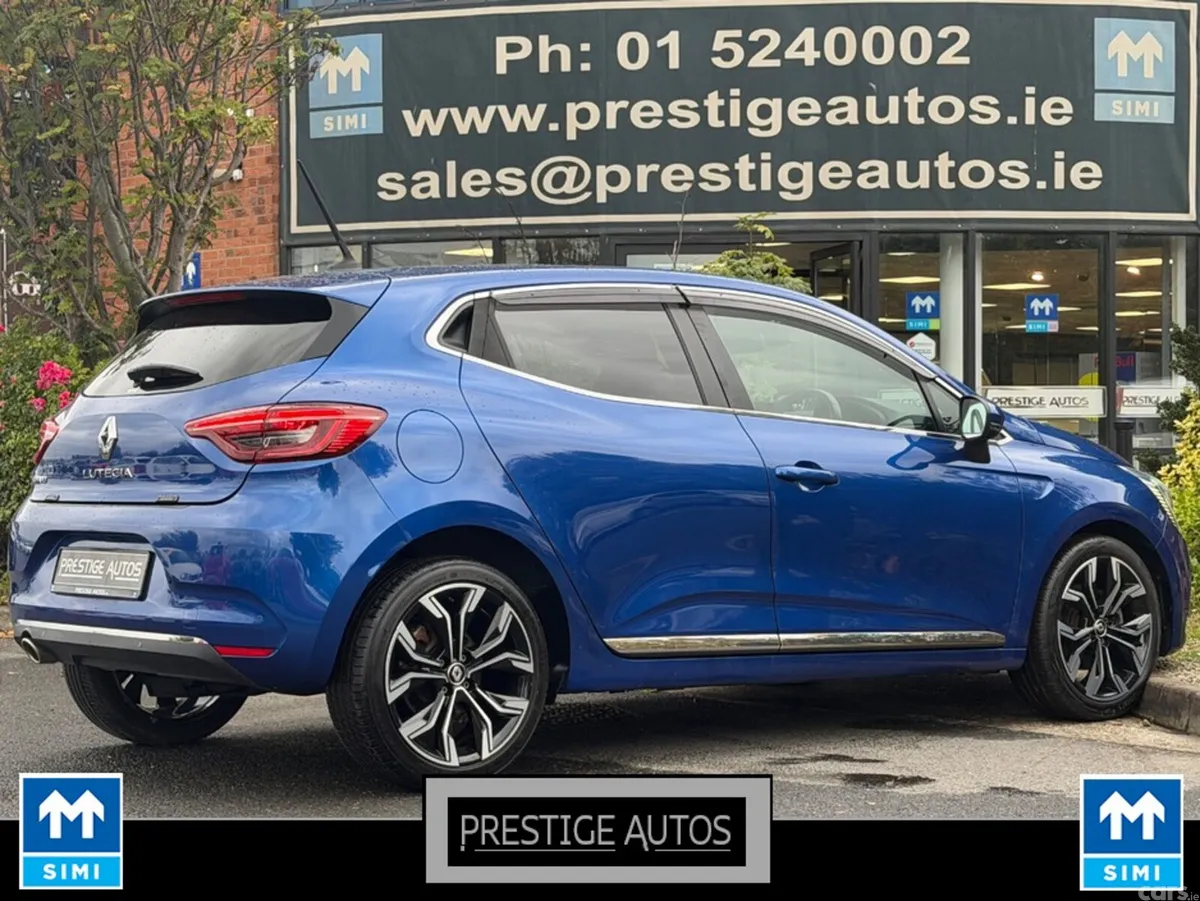 Renault Clio Hatchback, Petrol, 2022, Blue