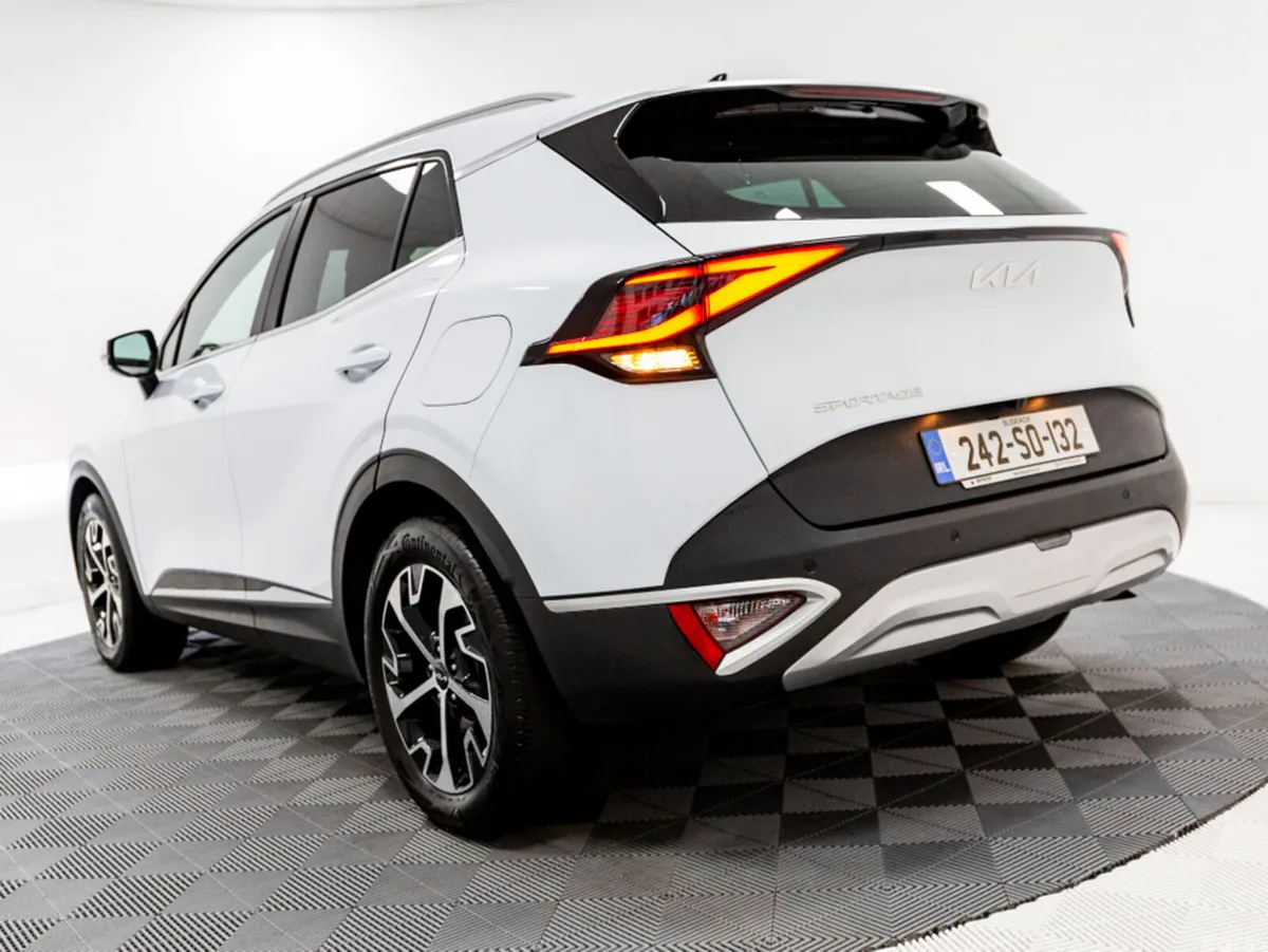 Kia Sportage SUV, Diesel, 2024, White