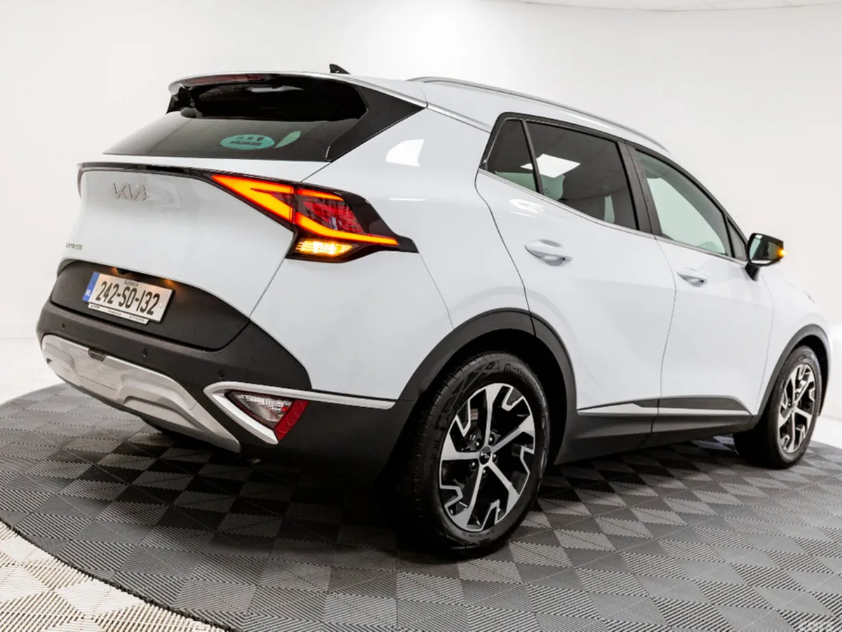 Kia Sportage SUV, Diesel, 2024, White