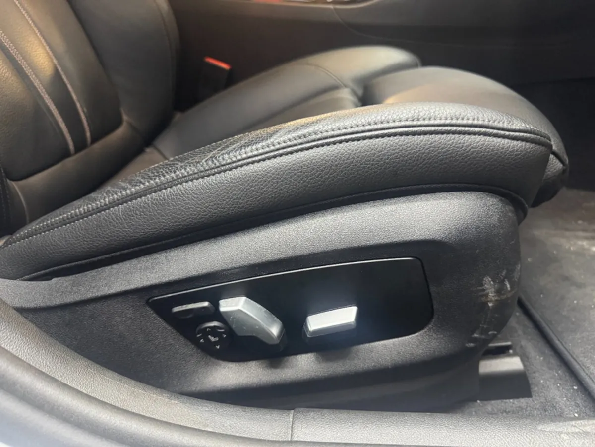 BMW 5-Series Hatchback, Petrol, 2019, White