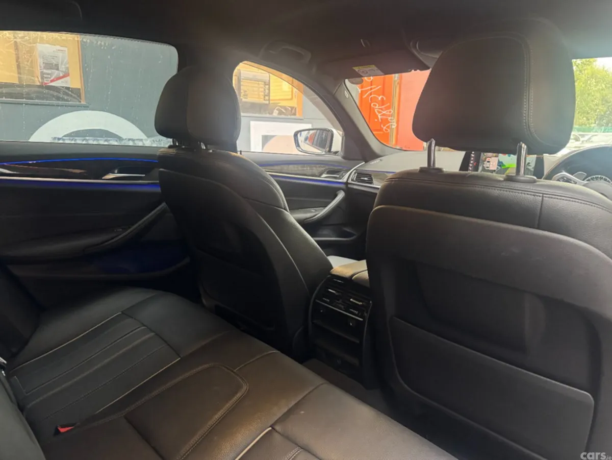 BMW 5-Series Hatchback, Petrol, 2019, White