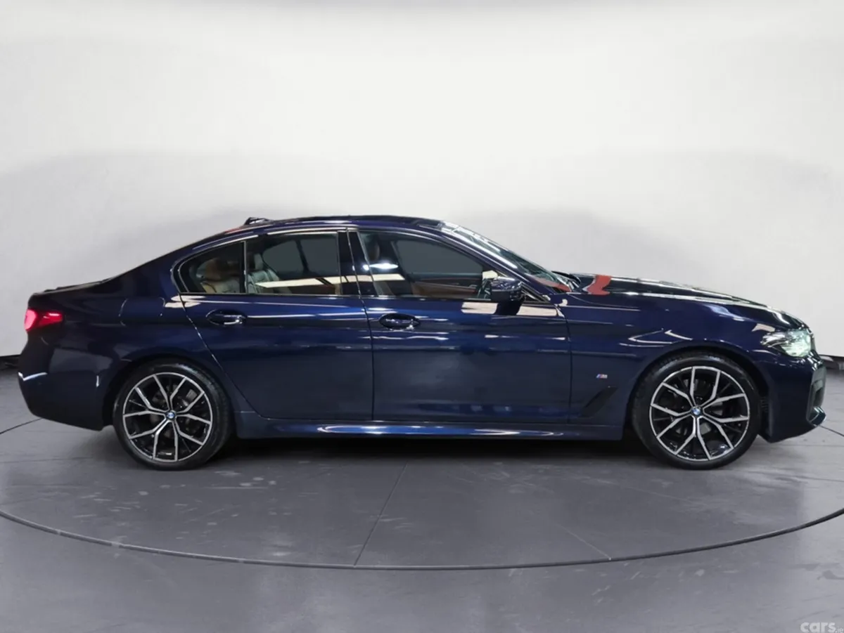 BMW 5-Series Saloon, Diesel, 2022, Blue