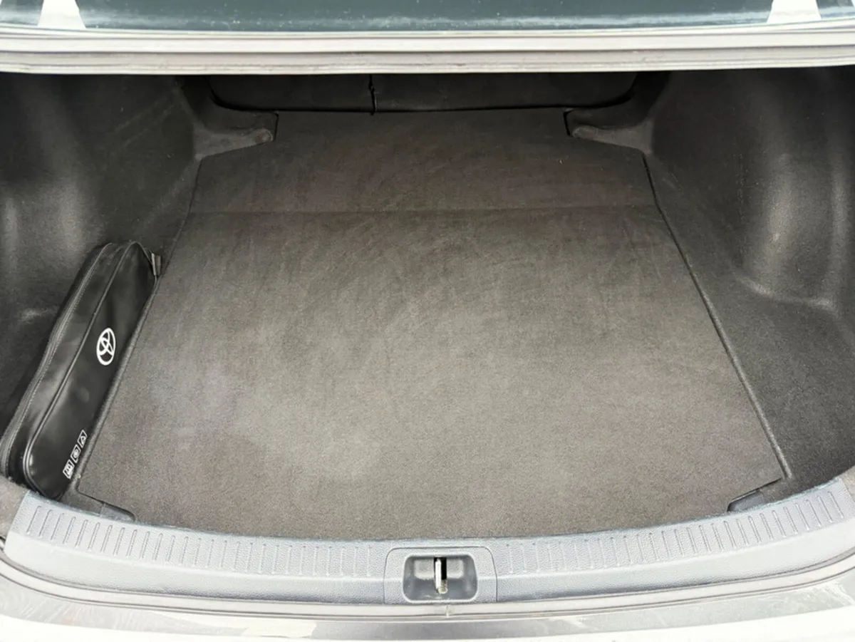Toyota Corolla Saloon, Petrol Hybrid, 2024, Grey